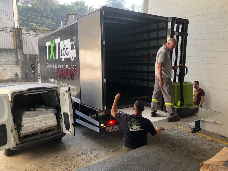 Terceirização de transportes logísticos